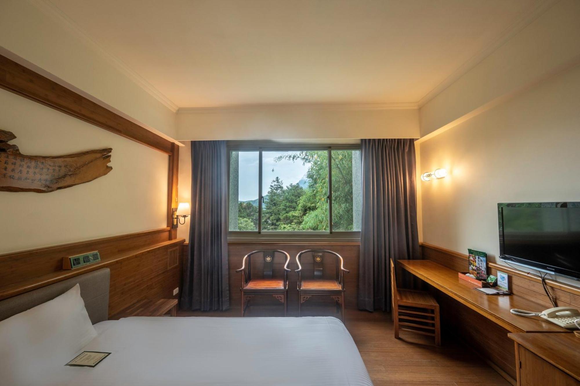 Ginkgo Hotel Lugu Bagian luar foto
