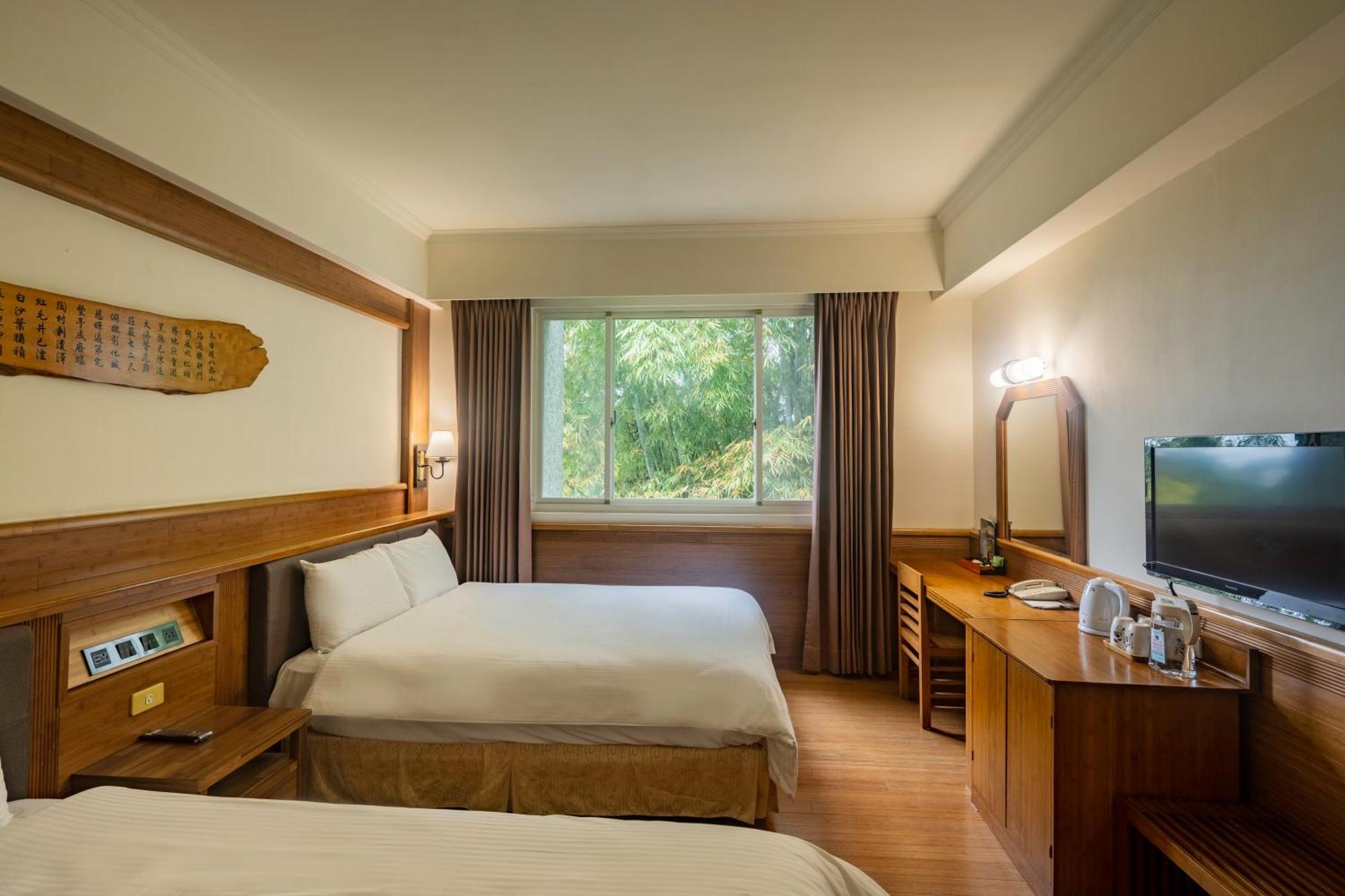 Ginkgo Hotel Lugu Bagian luar foto
