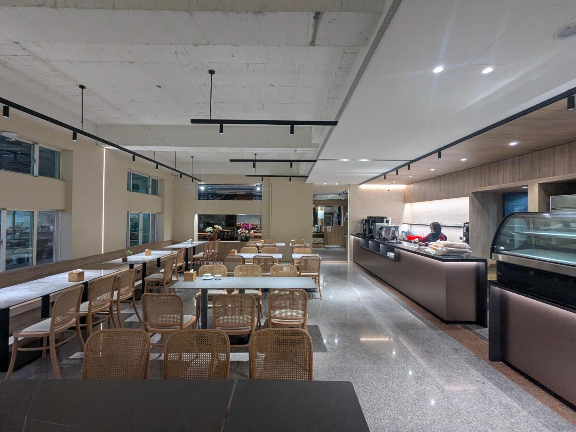 Ginkgo Hotel Lugu Bagian luar foto