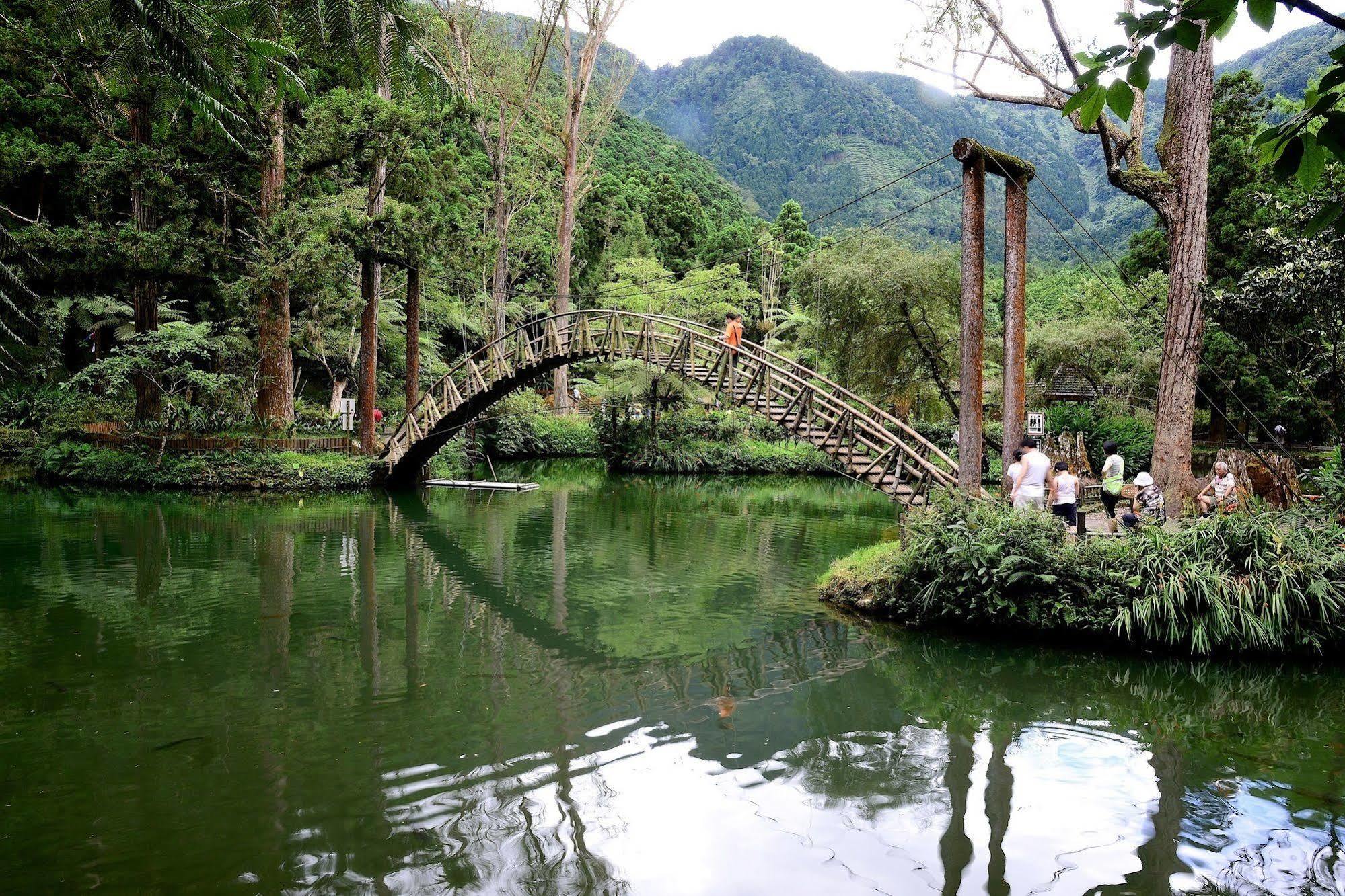 Ginkgo Hotel Lugu Bagian luar foto