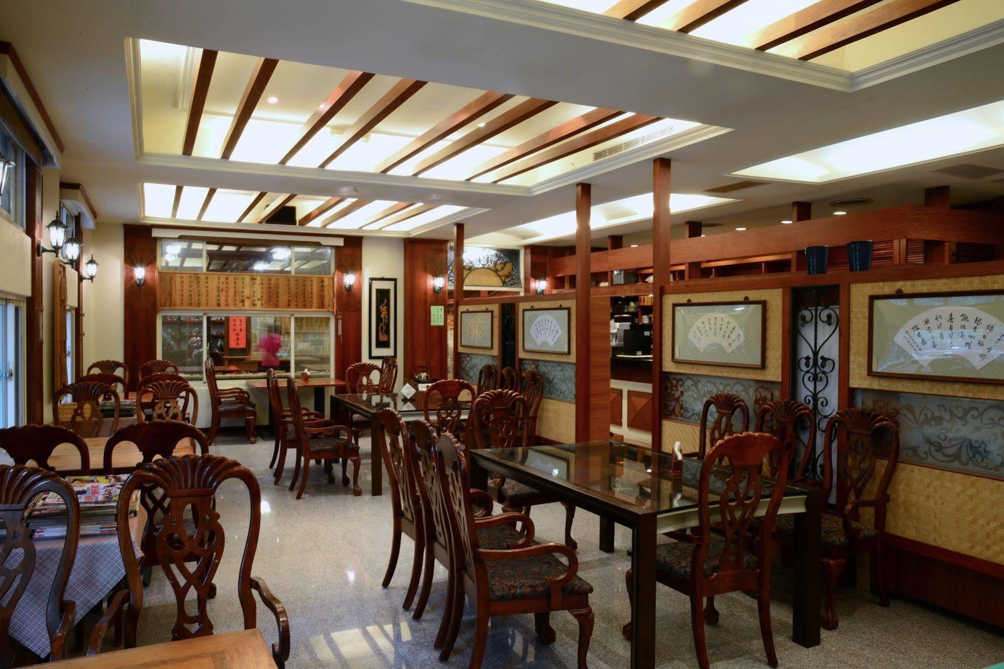 Ginkgo Hotel Lugu Bagian luar foto